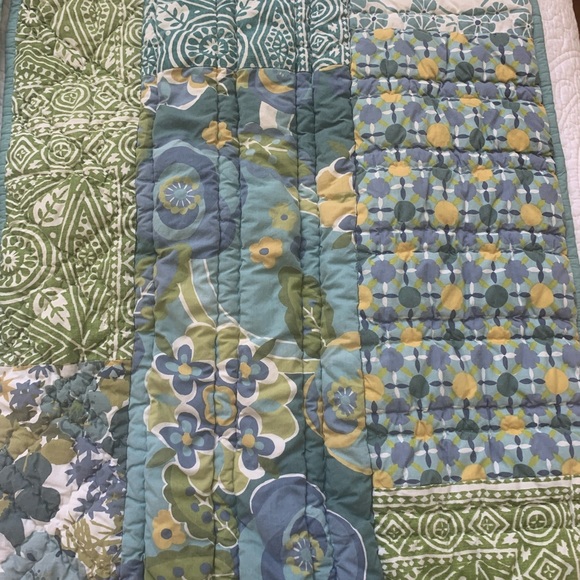 Pottery Barn Bedding Pottery Barn Floral Patchwork Pillow Covers